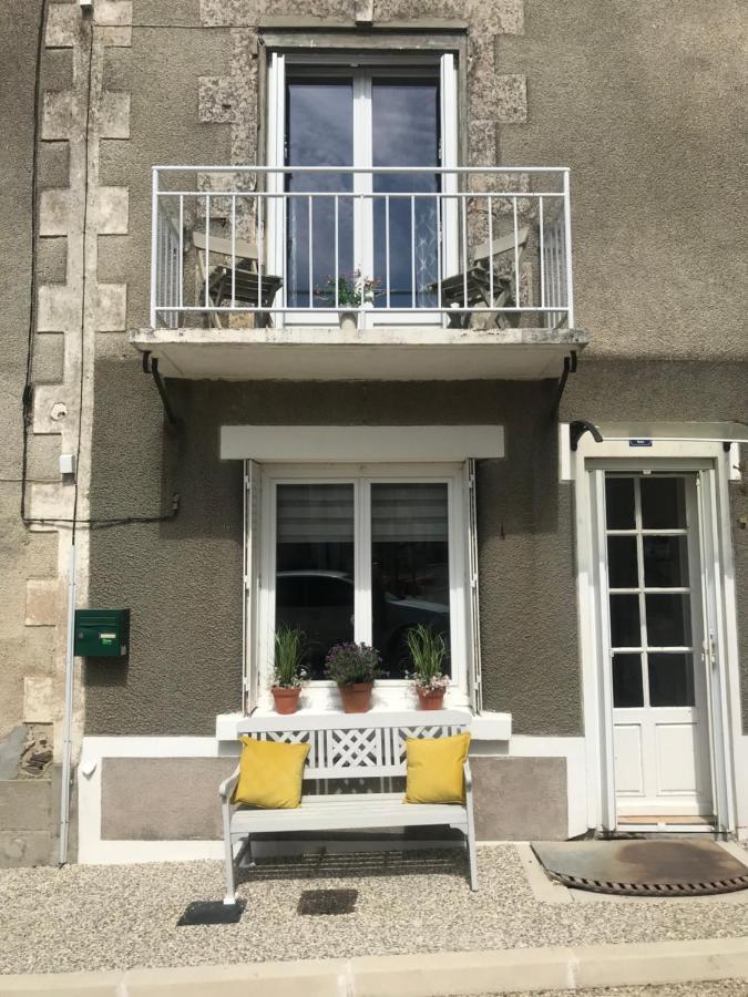 Le Petit Maison Villa Montembœuf Buitenkant foto